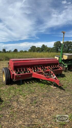 INTERNATIONAL 5100 DRILL