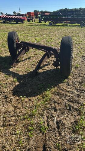 STEER AXLE WITH LEAF SPRINGS