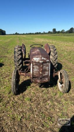 FERGUSON TRACTOR