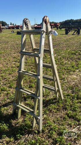ALUMINUM MULTI POSITION LADDER