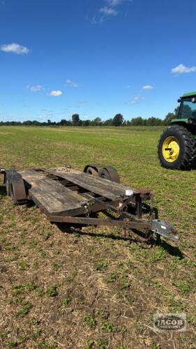 TANDEM AXLE CAR TRAILER