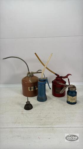(5) SMALL OIL CANS