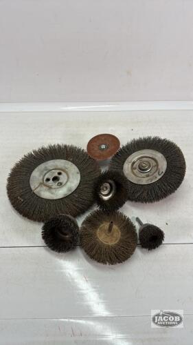 WIRE WHEEL LOT