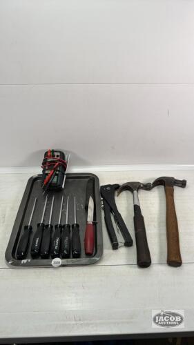 HAND TOOL LOT