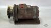 (2) HYDRAULIC MOTORS - 3
