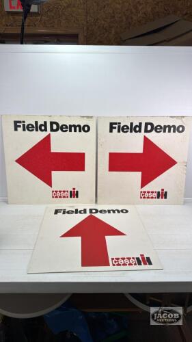 (3) CARDBOARD CASE IH FIELD DEMO SIGNS
