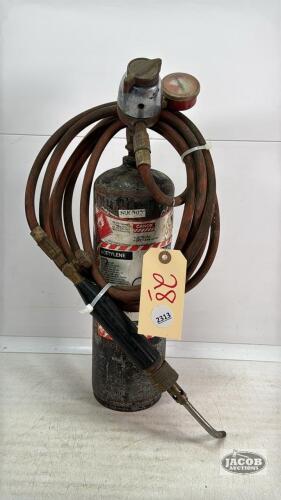 ACETYLENE TANK WITH TORCH