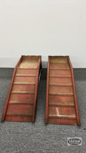 PAIR OF METAL CAR RAMPS