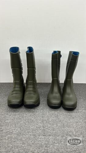 (2) PAIRS OF SIZE 11.5 TORENNA RUBBER BOOTS