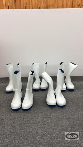 (5) PAIRS OF SIZE 12 TORENNA FOOD GRADE RUBBER BOOTS