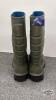 PAIR OF SIZE 14 TORENNA THERMAL RUBBER BOOTS - 3
