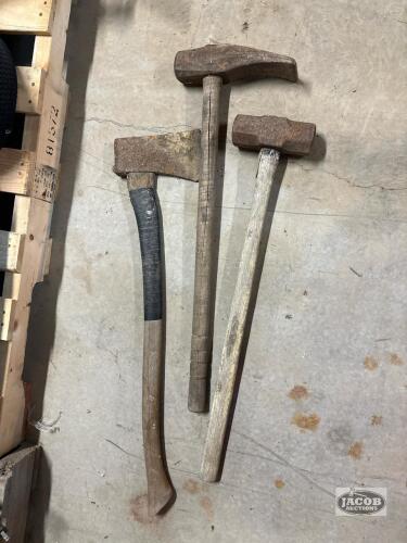 Sledge Hammer, Axes