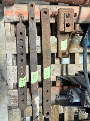 3 Drawbars and 1 Attachment