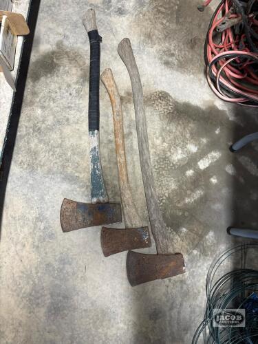 3 Axes