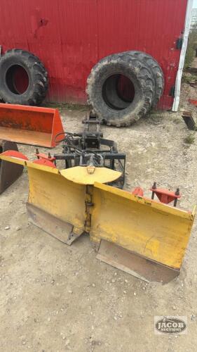 HLA hydraulic snow blade for Kubota L series tractors