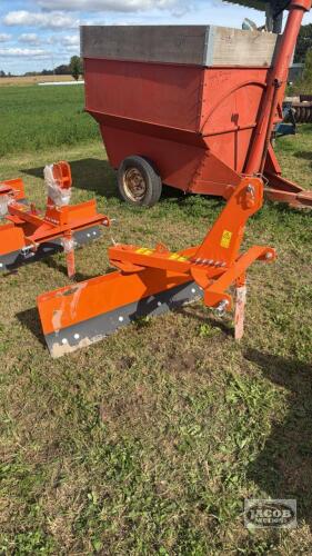 Unused 48inch 3ph scraper blade