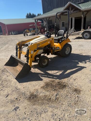 Cub cadet 5252E loader tractor