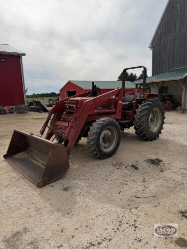 Case ih 595 loader tractor 4x4