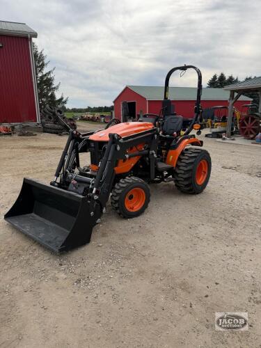 Unused Avenger 26 loader tractor 4x4