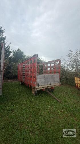 20ft bale wagon