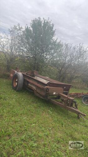 New idea 208 single beater manure spreader