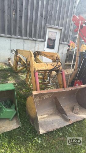 Loader off case 430 tractor