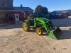 John Deere 3320 loader tractor 4x4 - 2