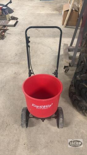 Earthway Ev-N-spred