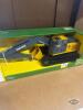 1/16 John Deere excavator