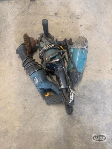 2 Makita grinders and reciprocating saw