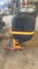 Atv hitch mounted Eletric salt spreader - 2