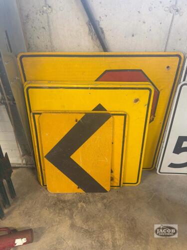 13 misc road hazard signs