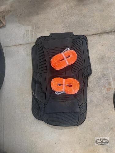 2 tow ropes and floor mats