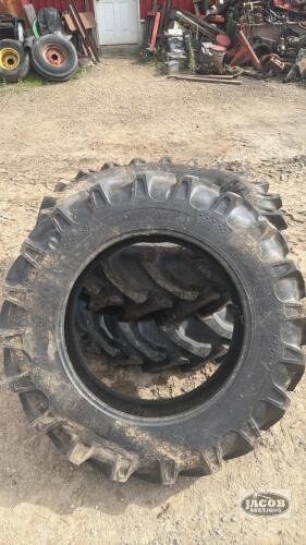 Unused 12.4 28 tire