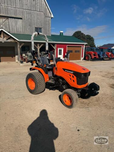 Unused Avenger 26 tractor 4x4