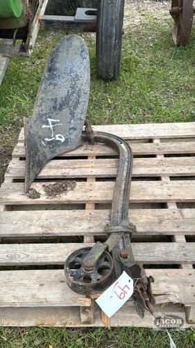 SINGLE FURROW WALKING PLOW BEAM