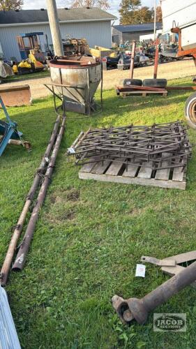 (6) SECTIONS OF HARROWS WITH 2 POLES