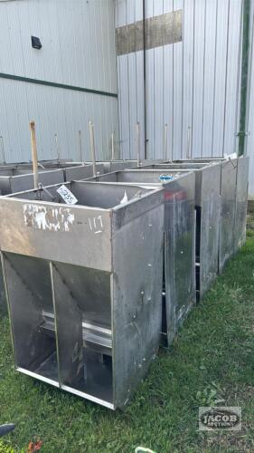 (5) CRYSTAL SPRINGS 24IN DBL SIDED WET/DRY FEEDERS