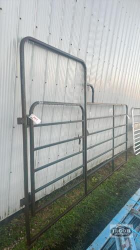 11FT X 5FT STEEL GATE WITH WALK THROUGH MAN GATE