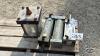 (4) PNUEMATIC CYLINDERS OF DIFFERENT SIZES - 2