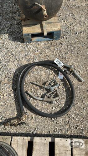 FUEL HOSE WITH VALVE AND NOZZLE
