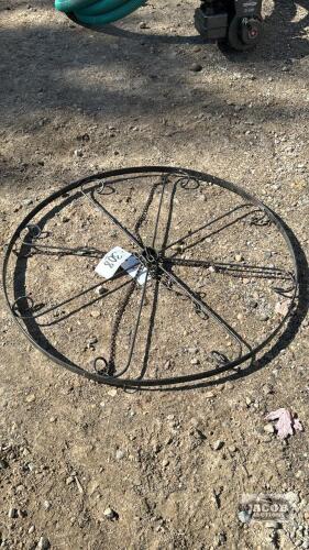 36IN DIAMETER DECORATIVE METAL HANGING WHEEL