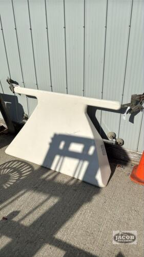 TRAIL AIR SCOOP FOR TOP OF TRUCK