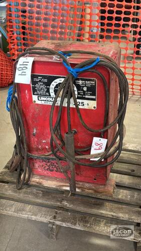 LINCOLN AC225 S WELDER
