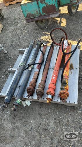(3) PAIRS OF HYDRAULIC CYLINDERS