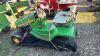 JOHN DEERE 110 PROJECT LAWN TRACTOR - 3
