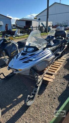 NOT RUNNING: 2002 SKI-DOO 500 GRAND TOURING SNOWMOBILE