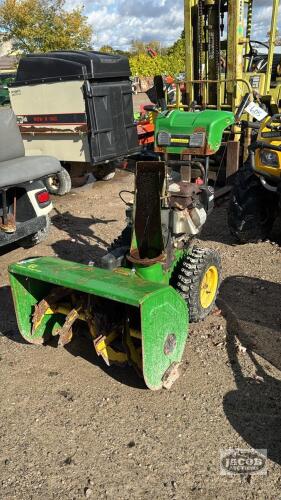JOHN DEERE 1028E WALK BEHIND SNOWBLOWER
