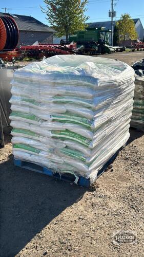 SKID OF SIFTO NATURE'S POWER MAG CHLORIDE ICE MELT