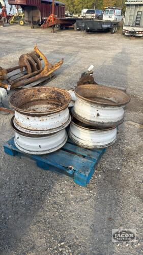 LOT OF 5 - 10-BOLT 11R22.5 RIMS